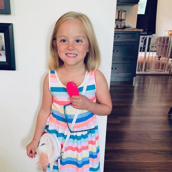 Meet your Posher, Julia - Picture 1 of 1